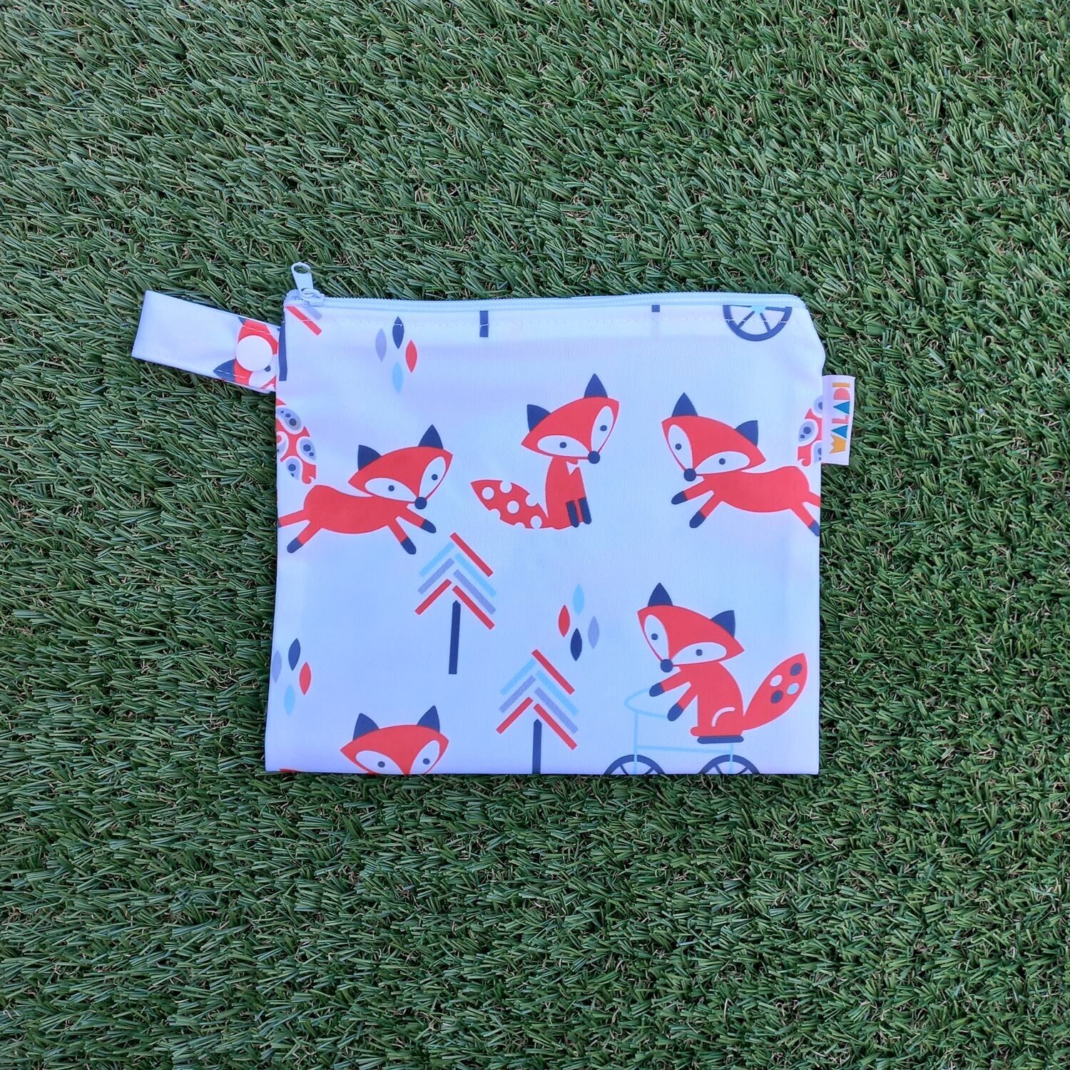 Waterproof Wet Bag for Babies Cloth Nappy Diaper Wipes Swimwear Picnic Pool - Picture 143 of 209